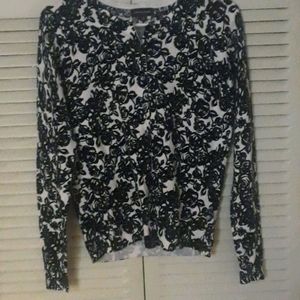 LORD & TAYLOR S/P  Long sleeve  button down